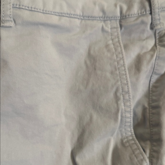 Abercrombie & Fitch 2 pairs Men's Sky Blue and White Flat Front Shorts - Picture 7 of 9
